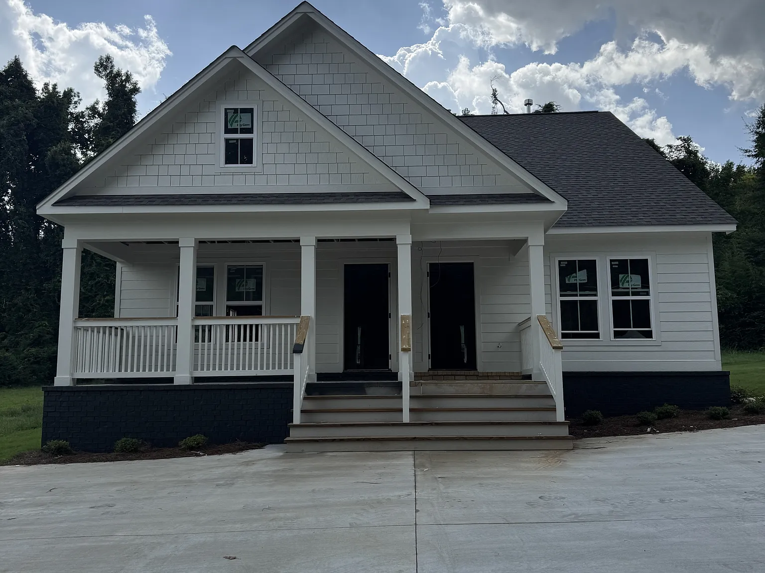 221 Butler Avenue - A — Photo 1