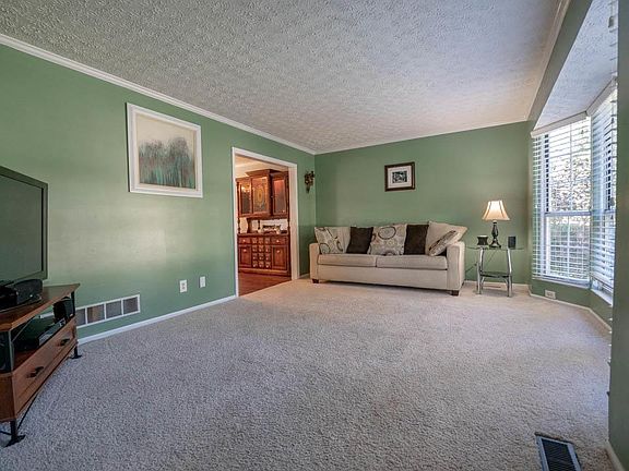 3rd image of 5455 Moccasin Dr