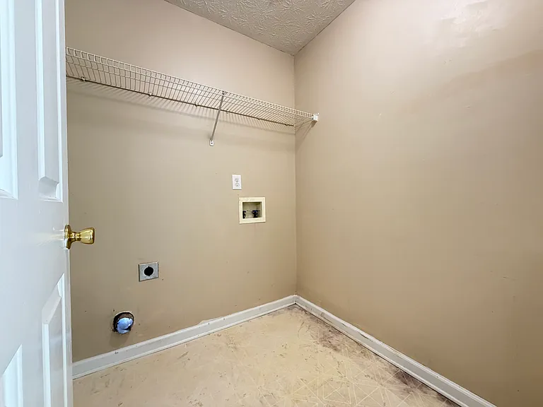 3272 Sentinel Cir — Photo 15