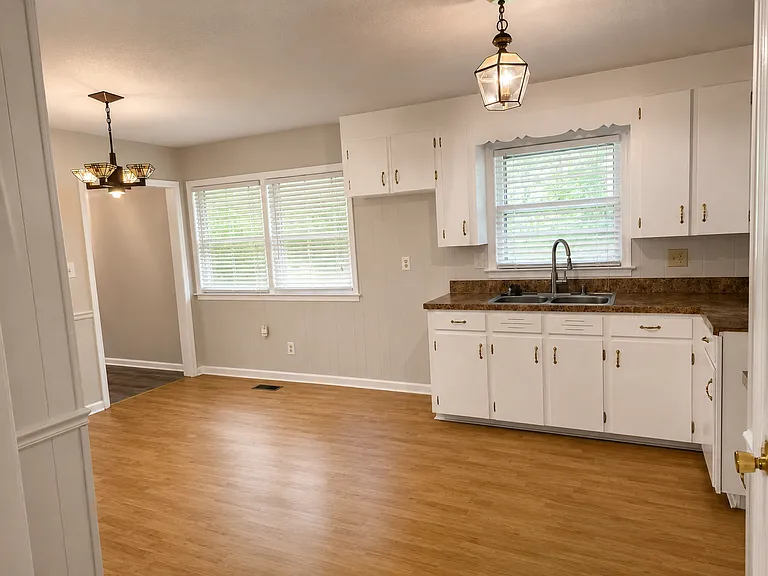 281 Michaels Quarry Rd — Photo 3