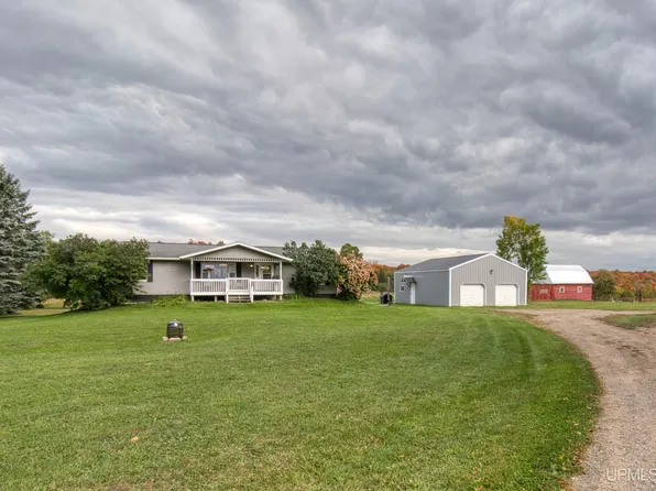 128 E Rainbow Trl, Crystal Falls, MI 49920