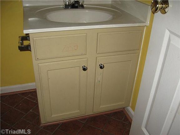3rd image of 2103 Gramercy Park Dr