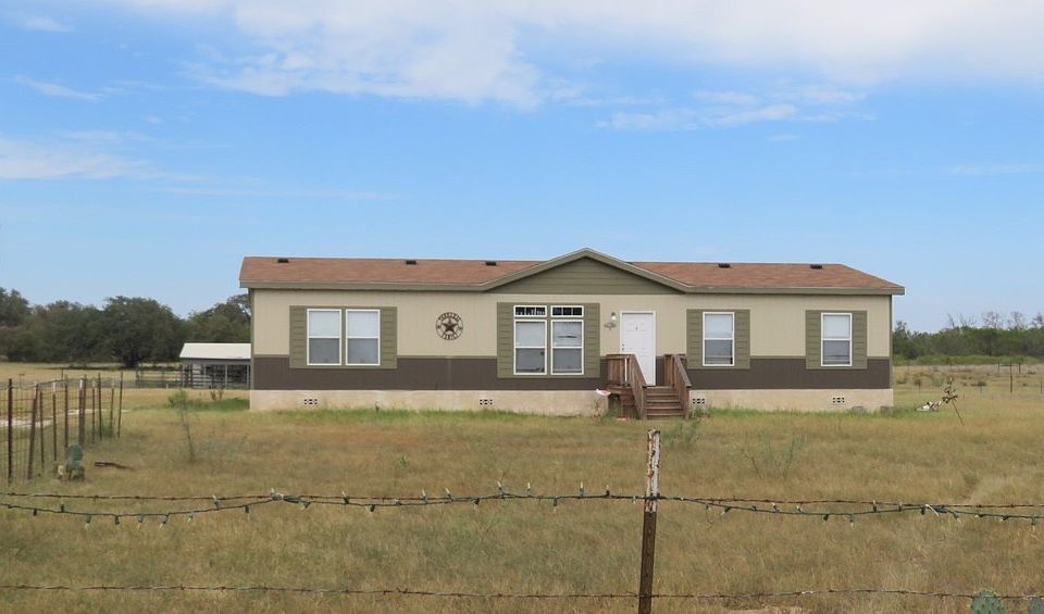 157 Private Road 677, Devine, TX 78016 Zillow