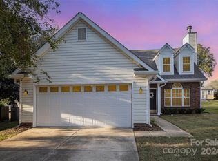 11808 Old Timber Rd, Charlotte, NC 28269