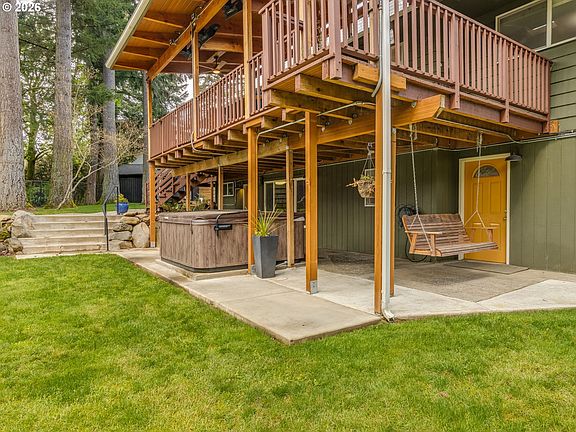 4th image of 2414 SE Bella Vista Rd