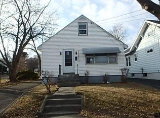 728 N Pearl St, Menands, NY 12204