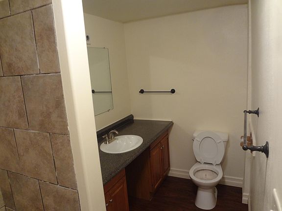 2nd image of 511 W Mansfield Ave #1