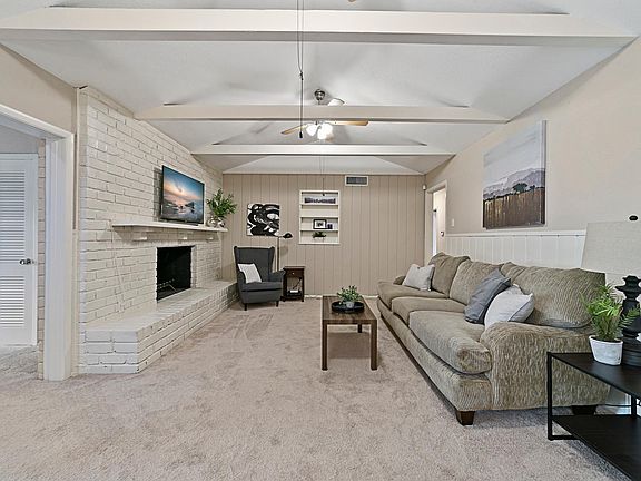 3rd image of 7337 Monterrey Dr