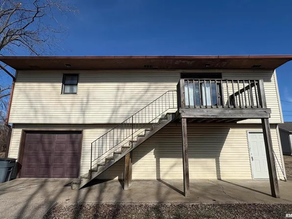 417 S Pershing St, Energy, IL 62933