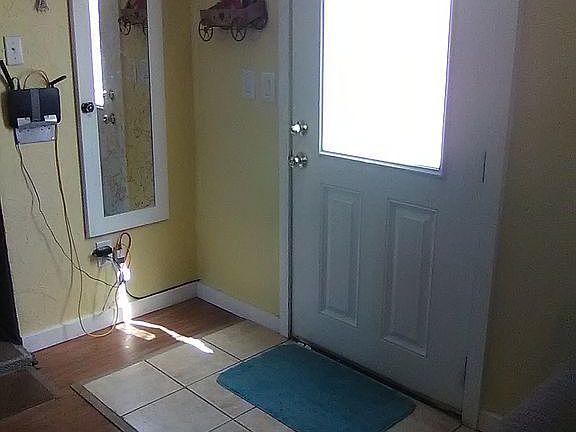 4th image of 1420 E 10th St