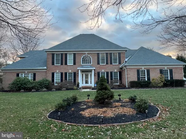 171 Fire Crk, Newtown, PA 18940