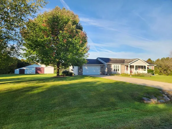 N6745 Mine ROAD, Iron Ridge, WI 53035