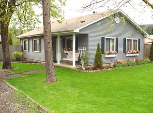 76346 Garden Rd, Oakridge, OR 97463