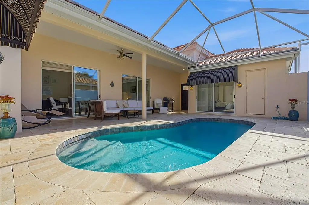 3 bed, 3.0 bath, 2089 sqft, $3,495 — Photo 2