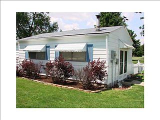4th image of 3318 N Fortville Pike