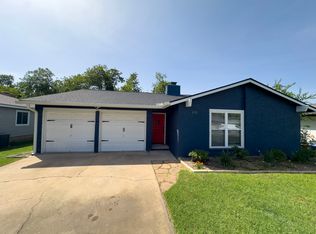 818 Cactus Dr, Round Rock, TX 78681