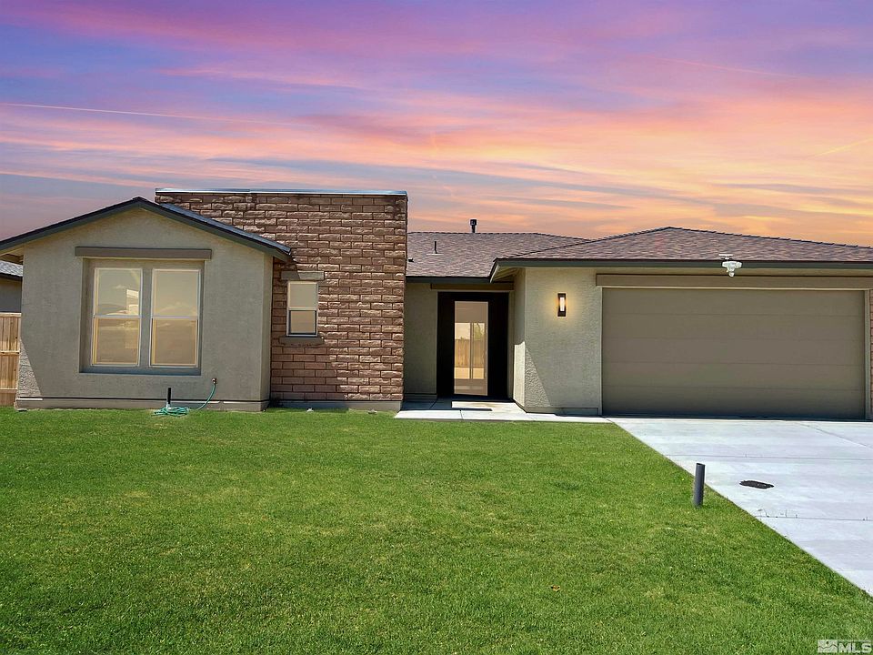 1st image of 765 Palomino Dr