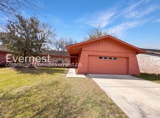16714 Townes Rd, Friendswood, TX 77546