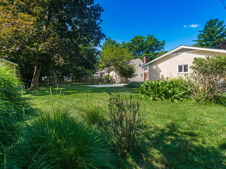 5822 Falmouth Ct — Photo 8