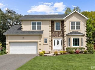 115 Oakland Ave, Edison, NJ