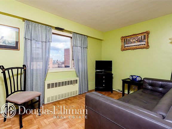 4th image of 130 Saint Edwards St APT 16D