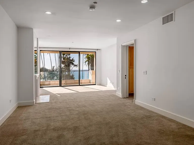 701 Ocean Ave #PHD — Photo 8