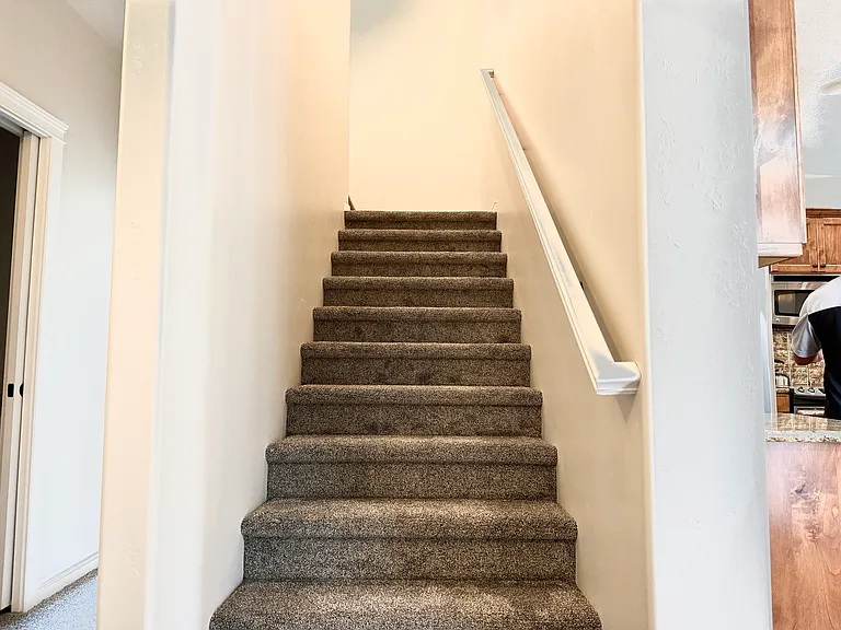 982 E Winding Creek Dr — Photo 12
