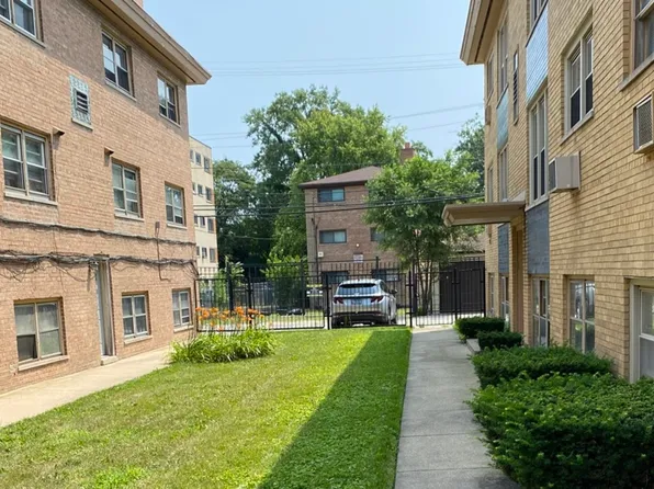 9215 S Cottage Grove Ave APT 2W, Chicago, IL 60619