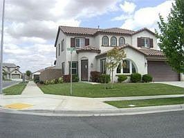 Home for Sale in Bakersfield, California $209,900