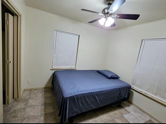 2nd image of 4616 Central Cir