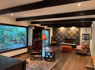 3220 73rd Ave SE, Mercer Island, WA 98040