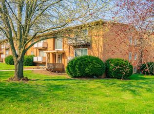 21881 River Oaks Dr APT C6, Rocky River, OH 44116