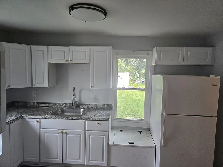 State Cir — Photo 6