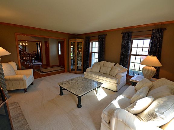 2nd image of 12611 N Saint Anne Ln