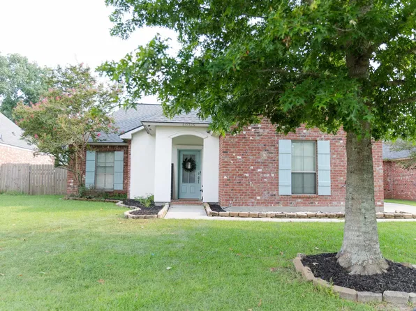 40325 Creekway Cove Ct, Gonzales, LA 70737