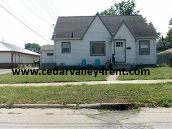 517 Center St