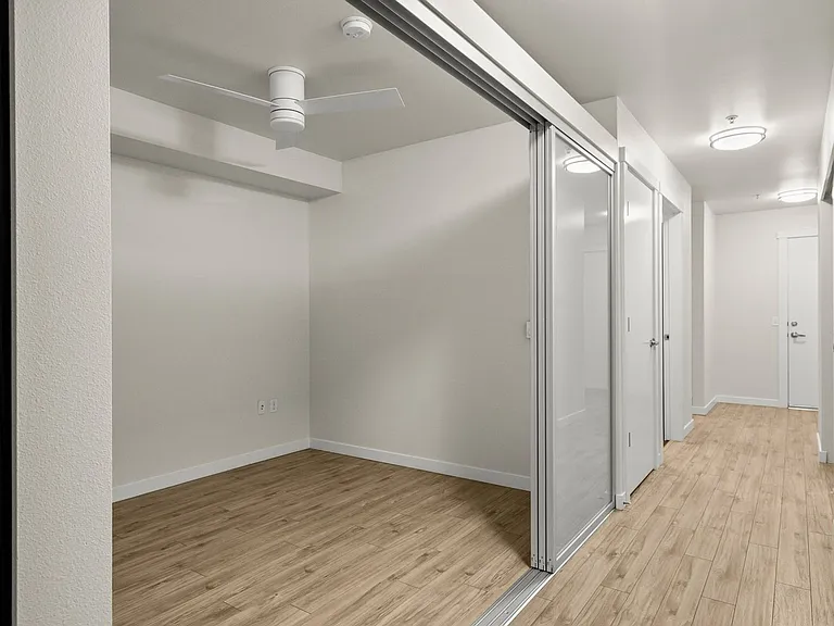 Contour Apartments — Photo 133