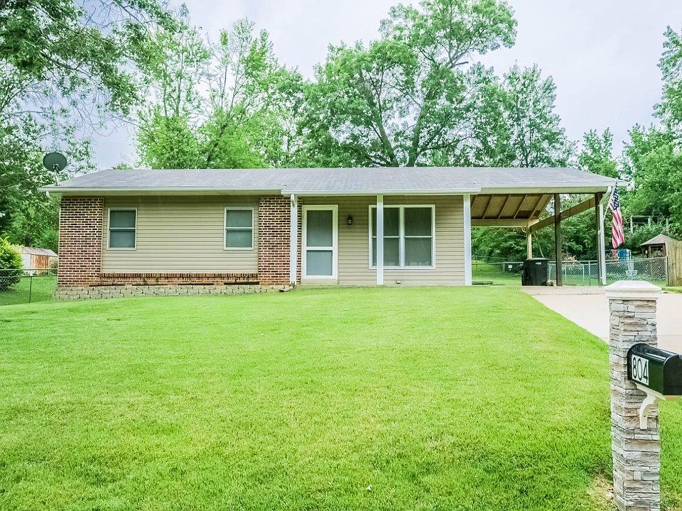1st image of 804 Sommerset Dr
