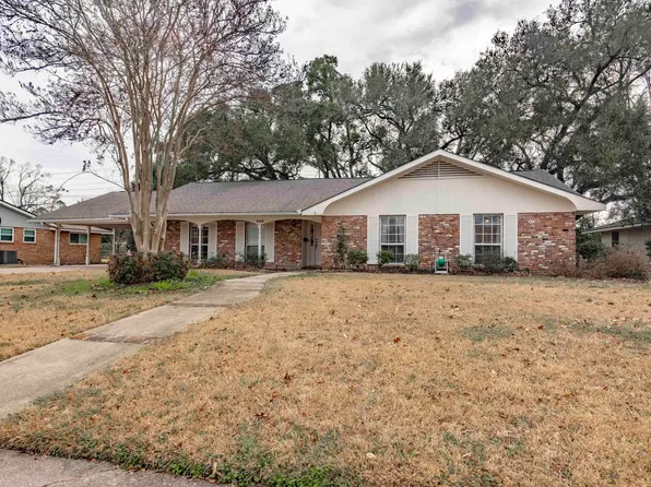 1064 Woodhaven St, Baton Rouge, LA 70815