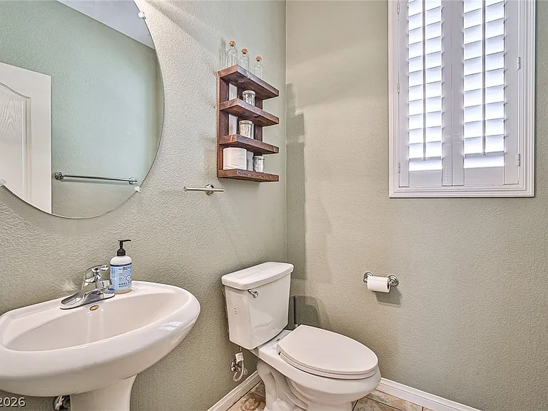 10131 Hollis Mountain Ave — Photo 17