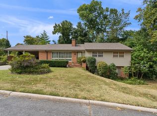 500 Hayworth Cir, High Point, NC 27262