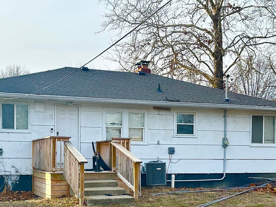 2nd image of 3517 N Layman Ave