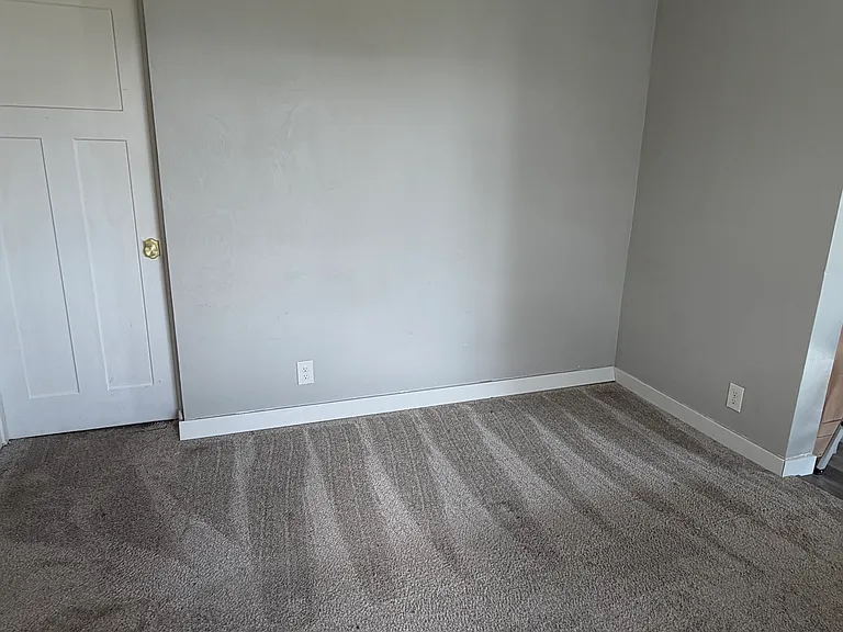 412 E California St — Photo 7