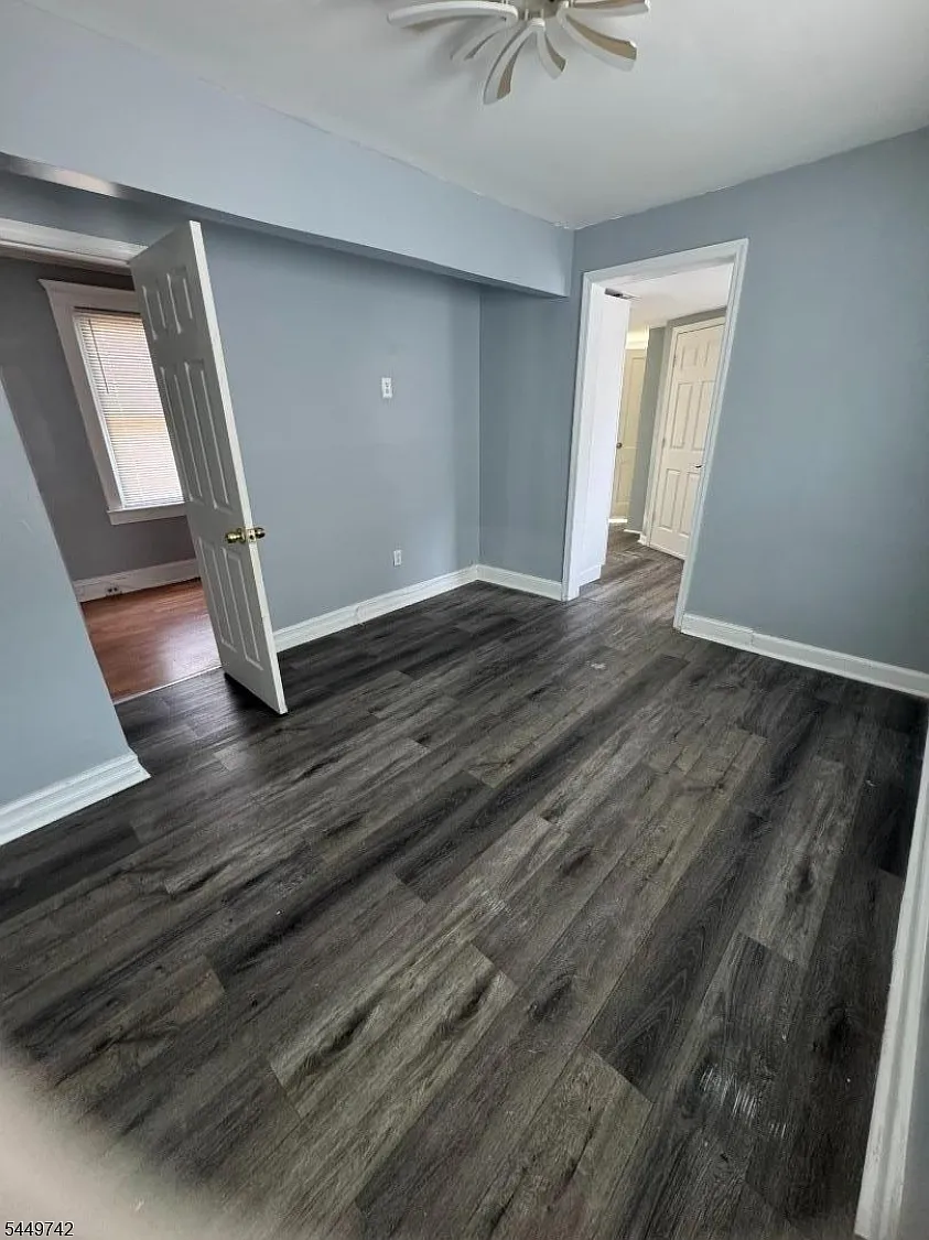 72 Charles St, Carteret, NJ 07008 — Photo 2
