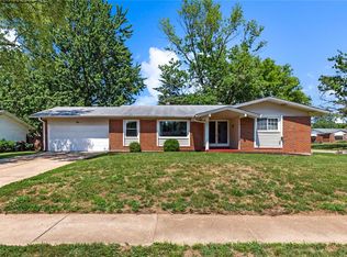 1 Edinburg Ct, Florissant, MO