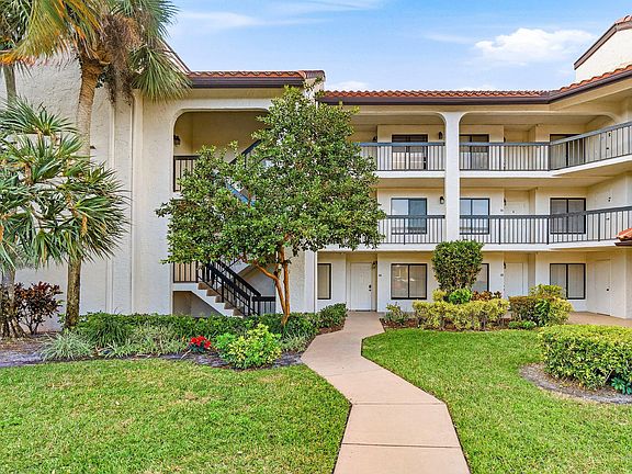2nd image of 5380 Cedar Lake Drive #102