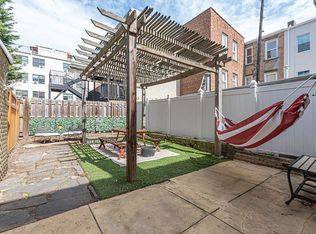 296 6th St, Jersey City, NJ 07302