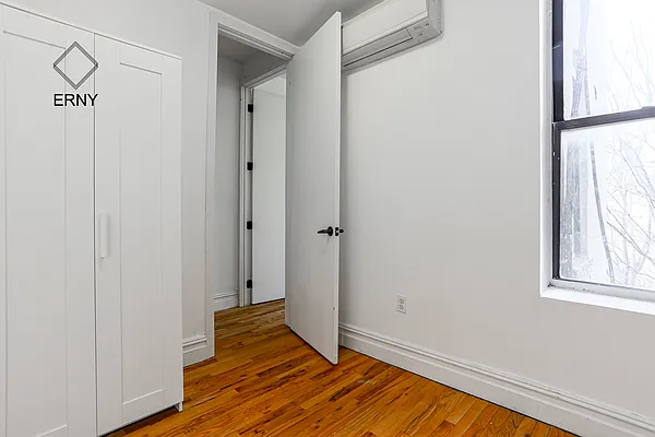 Rented by ERNY LLC | media 8