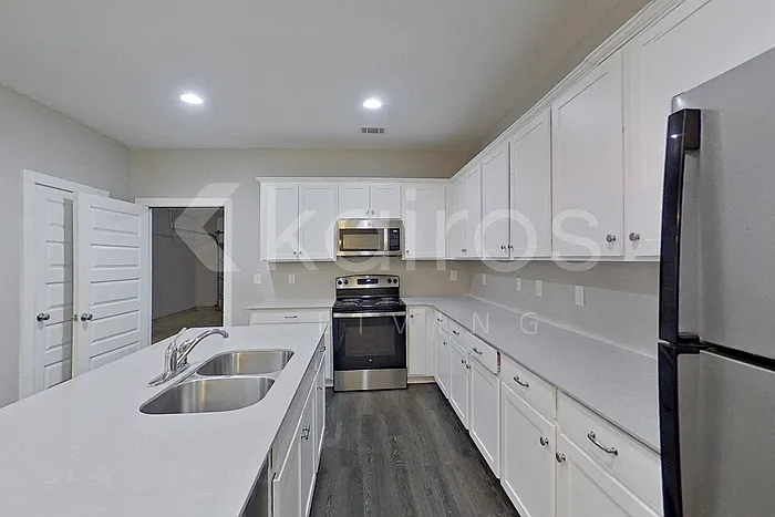 3 bed, 2.5 bath, 1804 sqft, $1,725 — Photo 4