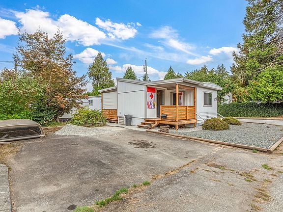 5th image of 21163 Lougheed Hwy #32